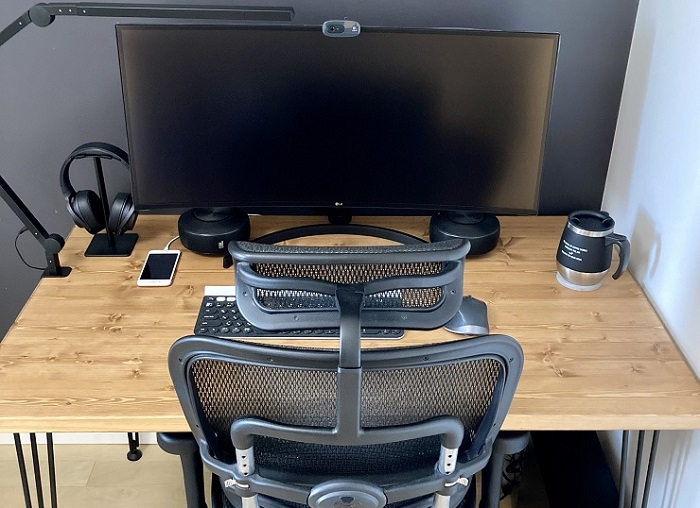 review-cable-tray-desk